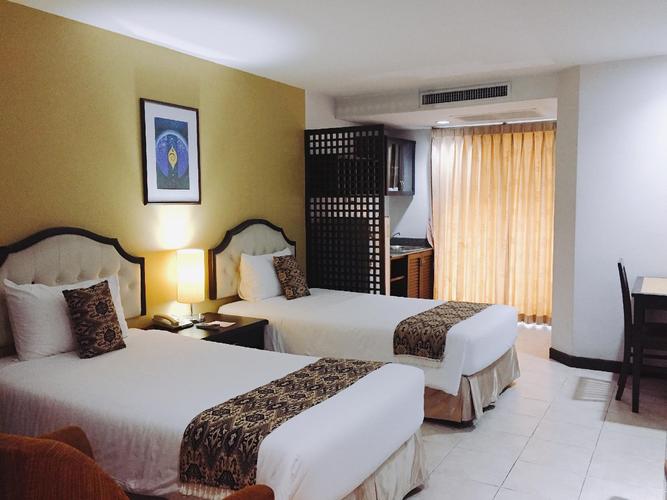 帕特雷酒店 (the patra hotel)